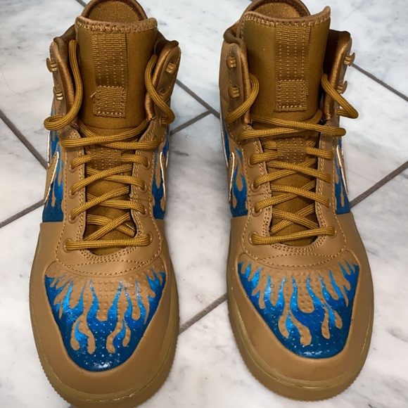 Air Force 1s - Picture 3 of 4